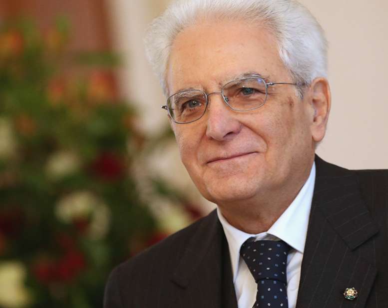 Mattarella chiede spazio per i giovani