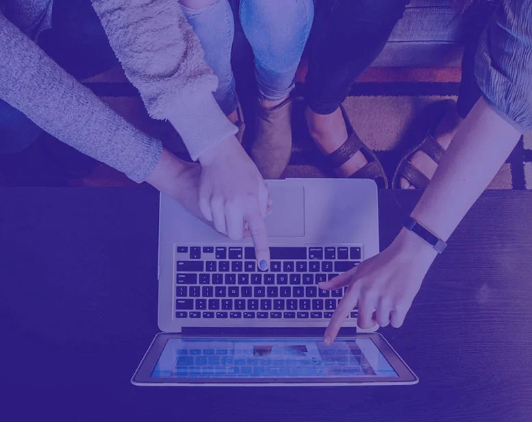 Posso utilizzare sul mio sito le grafiche e i contenuti di GIOVANI2030 per il mio progetto?